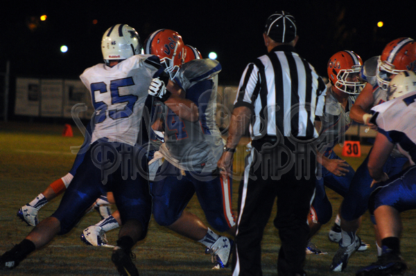 10-10 SA vs. FCHS 017.JPG - SCRIVENER D300